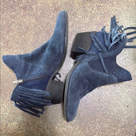 Reba fringe Ankle Boots with Side Zipper - Picture 4 of 5